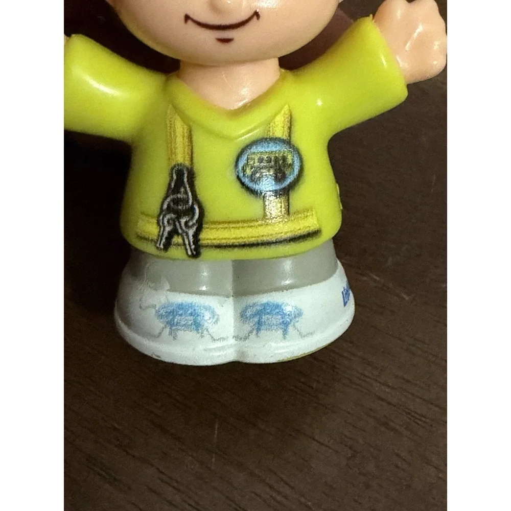 Fisher-Price Little People Red Hair Bus Driver Woman Ponytail Doll Girl Figure